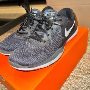Women’s Black Nike Sneakers